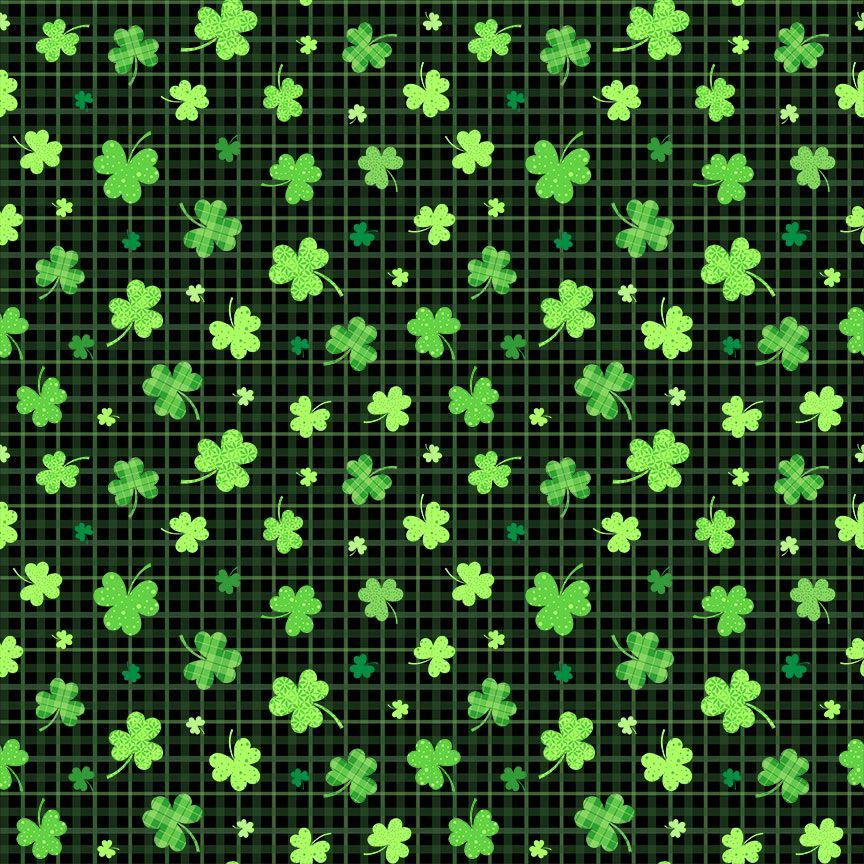 SHAMROCKS ON PLAID