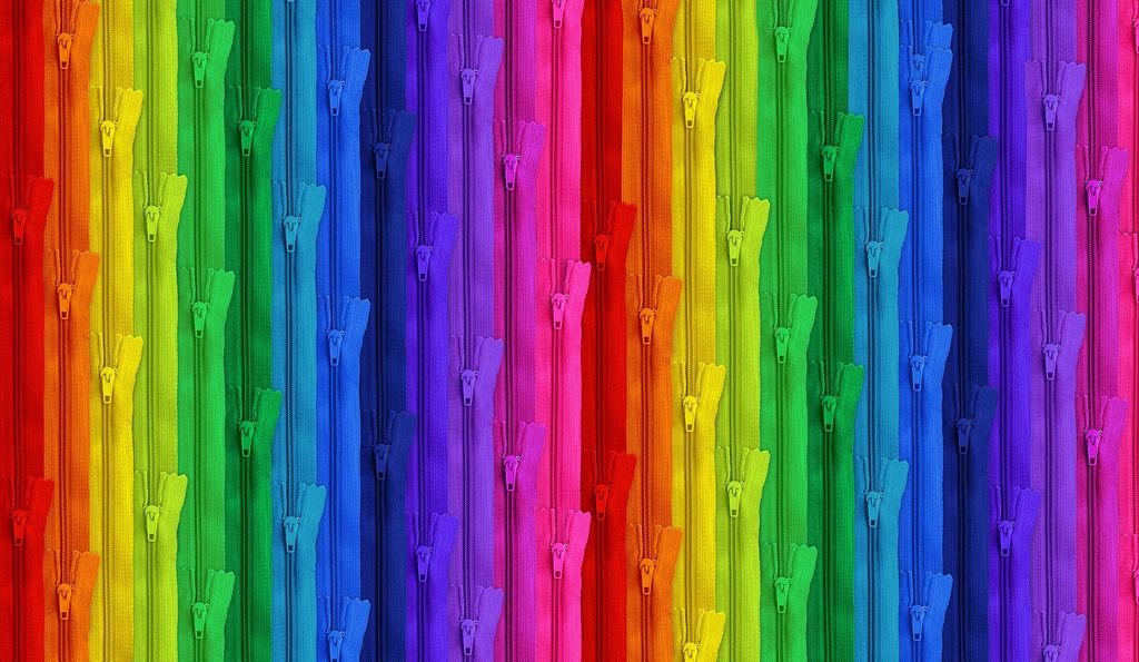 ZIPPER STRIPE